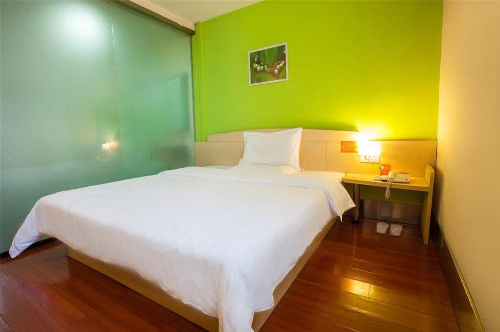 7 Days Inn Canton Esterno foto