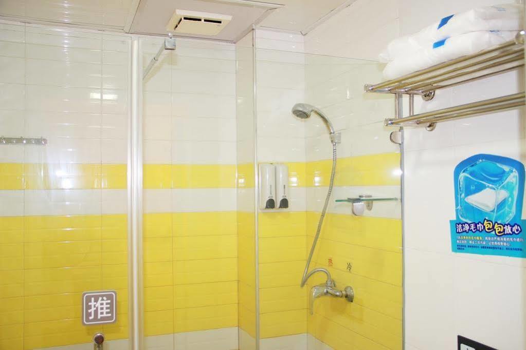 7 Days Inn Canton Esterno foto