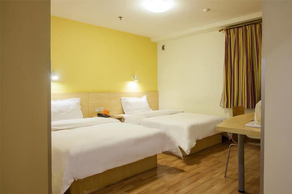 7 Days Inn Canton Esterno foto
