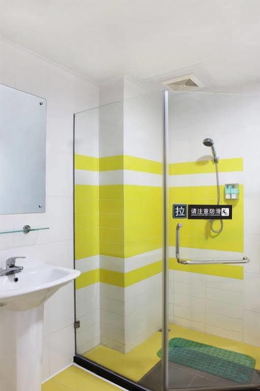 7 Days Inn Canton Esterno foto